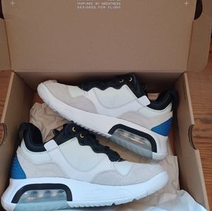 Jordan MA2 Sneakers (Mens)